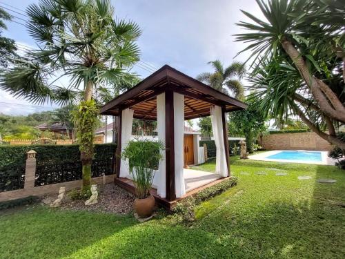 ภาพในคลังภาพของ Neramit 3 bedroom pool villa ในเมืองภูเก็ต
