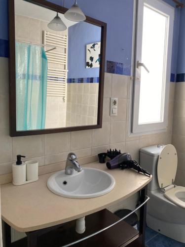 Phòng tắm tại Rusafa Bruno Apartment Valencia - Downtown - Ruzafa Hippest and Cozy Area - Central Park