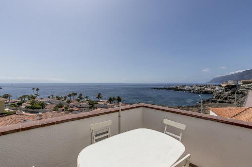 EDEN RENTALS Oceanfront Hideaway