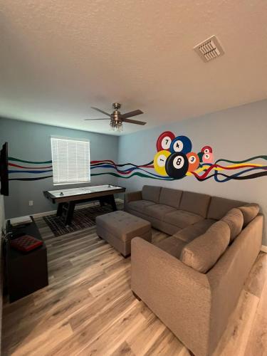 Champions Family Home - Near Disney photo 45
