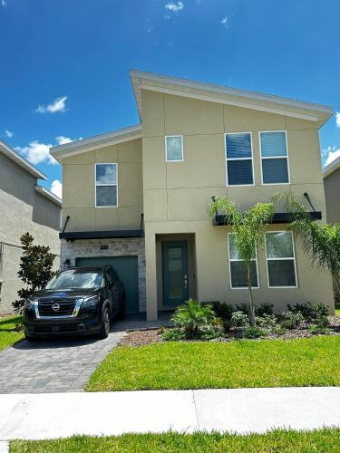 Champions Family Home - Near Disney photo 46