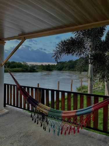 Vista sul fiume nelle vicinanze del lodge