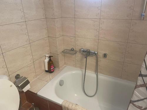 Φωτογραφία από το άλμπουμ του Kalliopi Deluxe Apartment στην Περαία