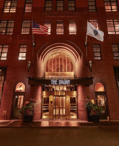 The Dagny Boston Image