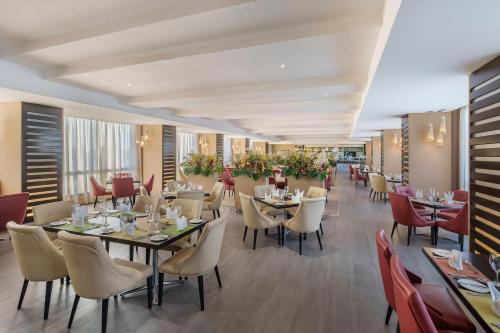 Χώρος καθιστικού στο Protea Hotel by Marriott Lusaka Tower