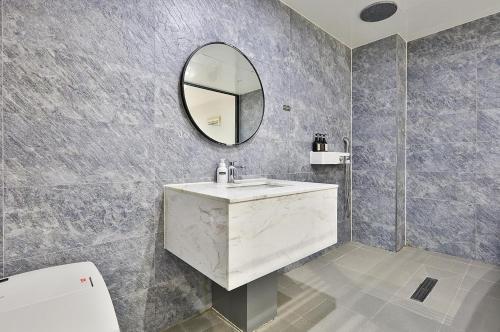 Koupelna v ubytování Brown Dot Hotel Jeonggwan