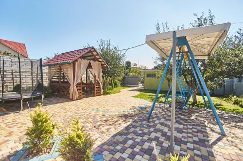 Gambar di galeri bagi Green guest house di Chornomorsk