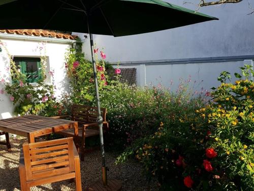 Maison 4 pièces avec WiFi à 800m de la plage - Saint-Georges-d'Oléron - FR-1-246A-75