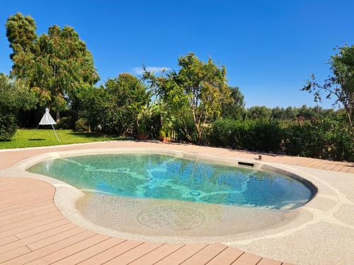 One bedroom appartement with shared pool enclosed garden and wifi at Grosseto 5 km away from the beach
