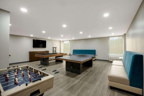 a game room with a pool table and ping pong balls at Hampton Inn Philadelphia/Willow Grove in Willow Grove