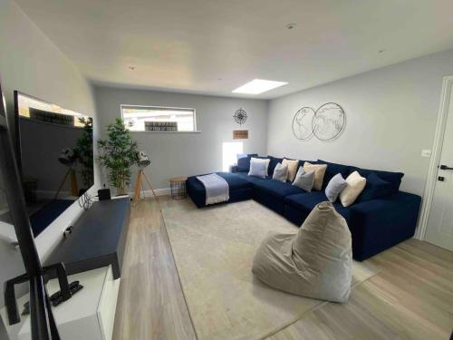 Μια τηλεόραση ή/και κέντρο ψυχαγωγίας στο Hathaway Beach House