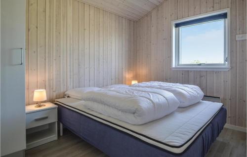 Postel nebo postele na pokoji v ubytování Nice Home In Tarm With Wifi