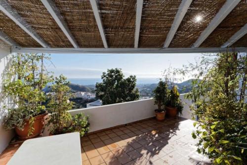 Lovely house with spectacular view