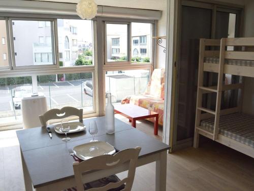 Appartement 2 pièces cabine, piscine, tennis, proche plage Richelieu, Cap d’Agde, 6 personnes - FR-1-249-87