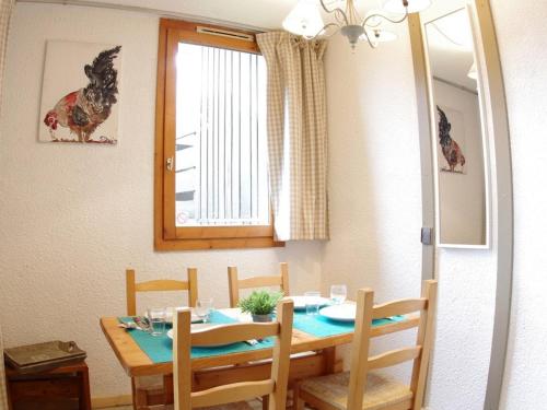 Photo de la galerie de l'établissement Studio divisible 4 pers, balcon, ski, linge et ménage inclus - FR-1-291-738, à Valmorel