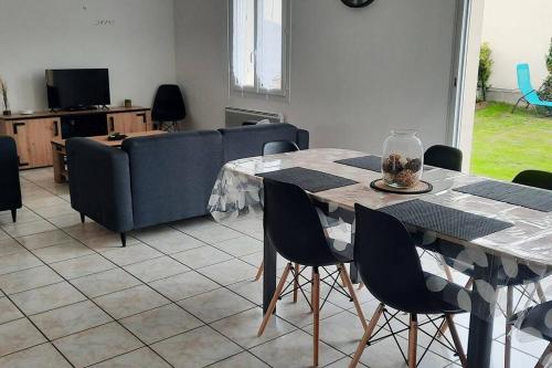 TV a/nebo společenská místnost v ubytování La Maison LUDO