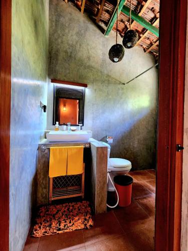 Un baño de Happy Cocos Beach House