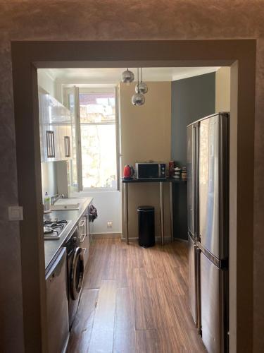3 P 75 M2 Centre de nice