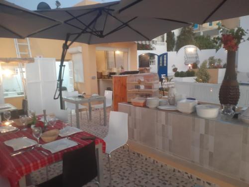 Restaurace v ubytování Dar ben Mustafa