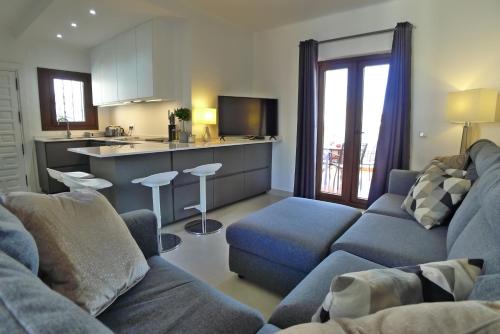 R795 Capistrano Playa Apt 610