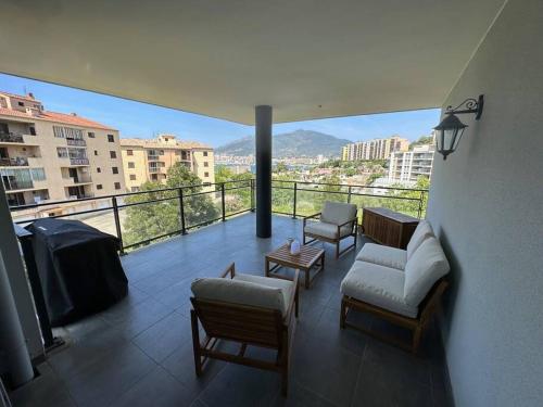 Balcon ou terrasse dans l'établissement Magnifique T2 ajaccio