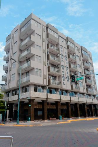 ホテルが所在する建物