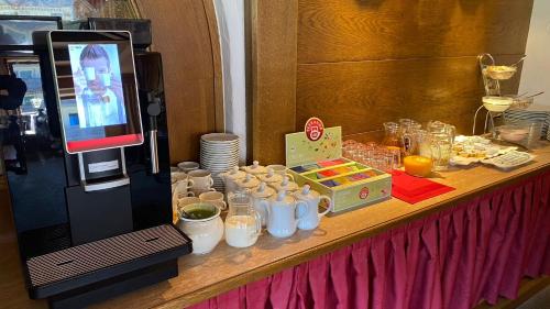 ゲストハウスの敷地内または近くでの食事または食べ物