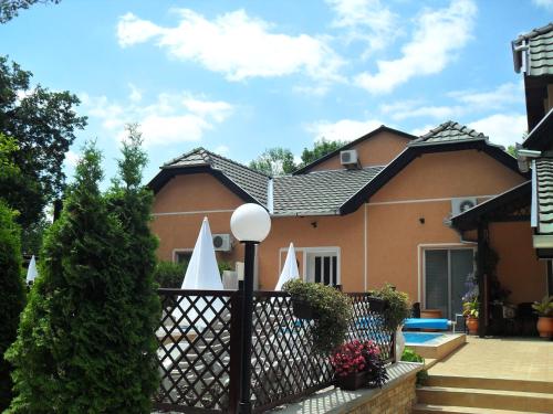 Gallery image of Guesthouse Villa Elizabet in Palić