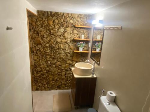 Koupelna v ubytování Casa cu șindrilă