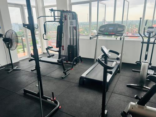 Γυμναστήριο ή/και όργανα γυμναστικής στο Aeonsky apartment Negombo beach and airport