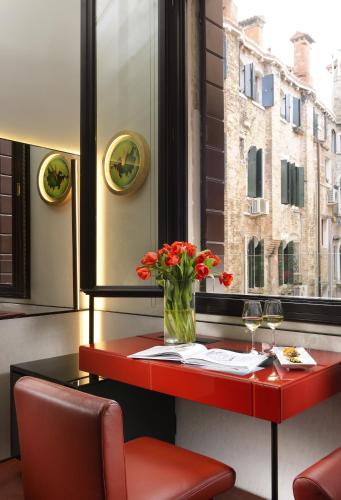Hotel L'Orologio Venezia - WTB Hotels photo 40