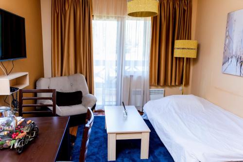 Gallery image of private apartment in a five-star hotel in Bansko in Bansko
