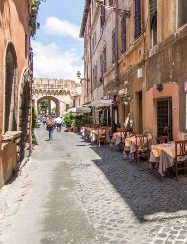 Intimo ed Eclettico Studio a Trastevere