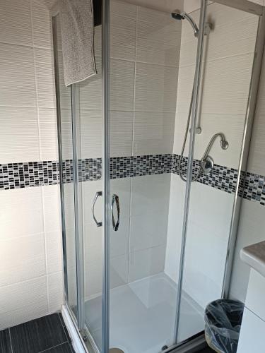 Un baño de Al Bivio