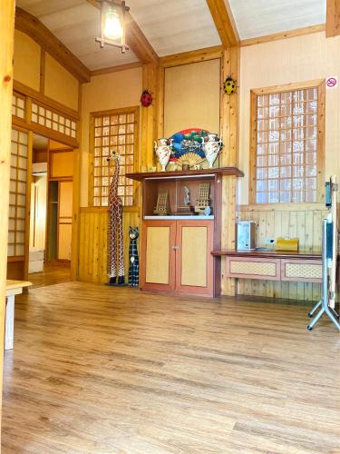 Una cocina o cocineta en 噶瑪蘭ㄟ古厝
