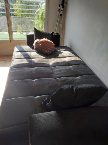 Afbeelding uit fotogalerij van DANA S HOME in La Courneuve