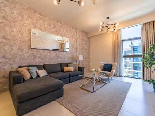 Dazzling 1BR in Park Point - Dubai Hills