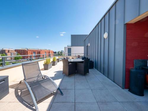 Balkon atau teras di Le Luxury - Rooftop - Circuit - 4 pers