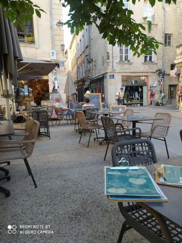 Bel appartement dans centre historique avignon