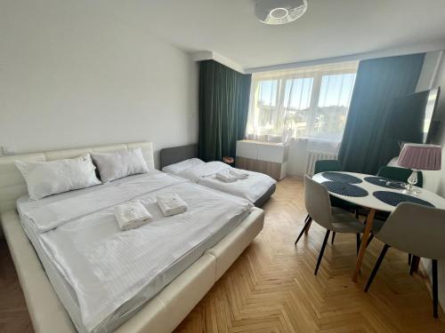 Posteľ alebo postele v izbe v ubytovaní A 3 pokoje w Centrum Gdyni