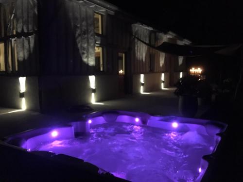 Φωτογραφία από το άλμπουμ του Gite et Spa La Bougerie σε Bélis