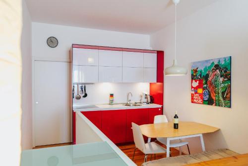 Ferienapartments Müller tesisinde mutfak veya mini mutfak