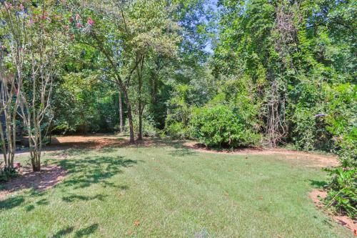Κήπος έξω από το 8 Beds In 4br Home W Hot Tubfamily & Work-ready