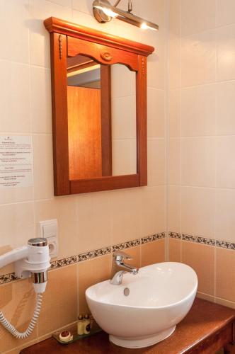 Koupelna v ubytování Hotel Korona