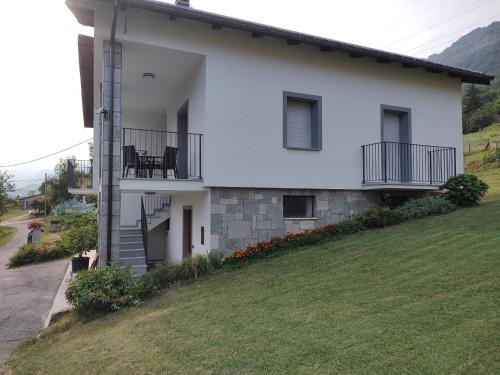 Gallery image of Ca' dei Vescu - villetta per vacanze in Demonte