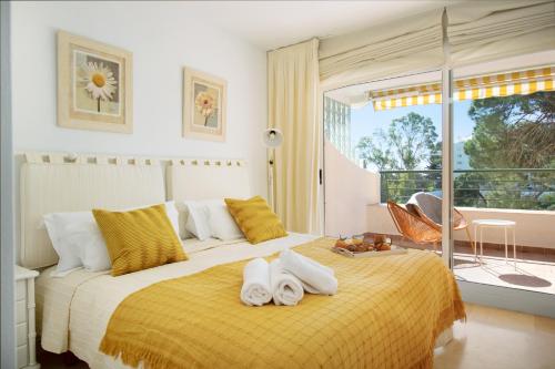 Fotografia z galérie ubytovania Apartamento con espectaculares vistas al Golf en Marbella - Xallas 2 3 v Marbelli