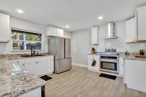 Modern Lake Front Casita near Winter Park! photo 4