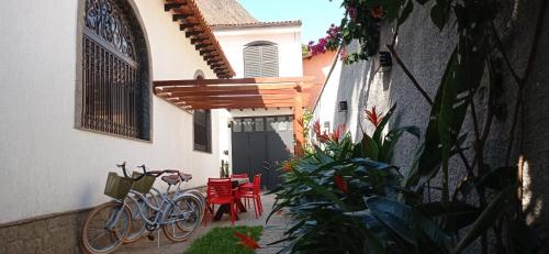 Gambar di galeri bagi Itacoatiara - Apartamento com café da manhã ao lado da praia di Niterói
