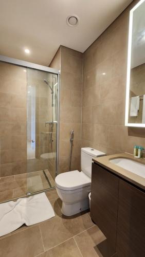 Koupelna v ubytování STAY BY Latinem Luxury 1BR Holiday Home CV B2804 near Burj Khalifa