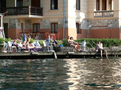 Foto dalla galleria di Seeappartements Excelsior a Velden am Wörthersee